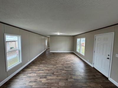 Photo 4 of 18 of home located at 121 Jason Dr Frankfort, KY 40601