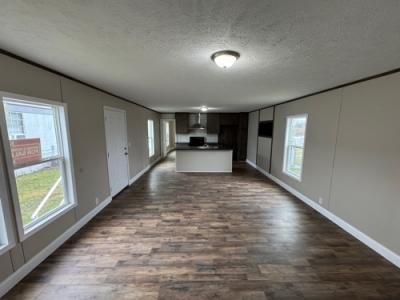 Photo 5 of 18 of home located at 121 Jason Dr Frankfort, KY 40601