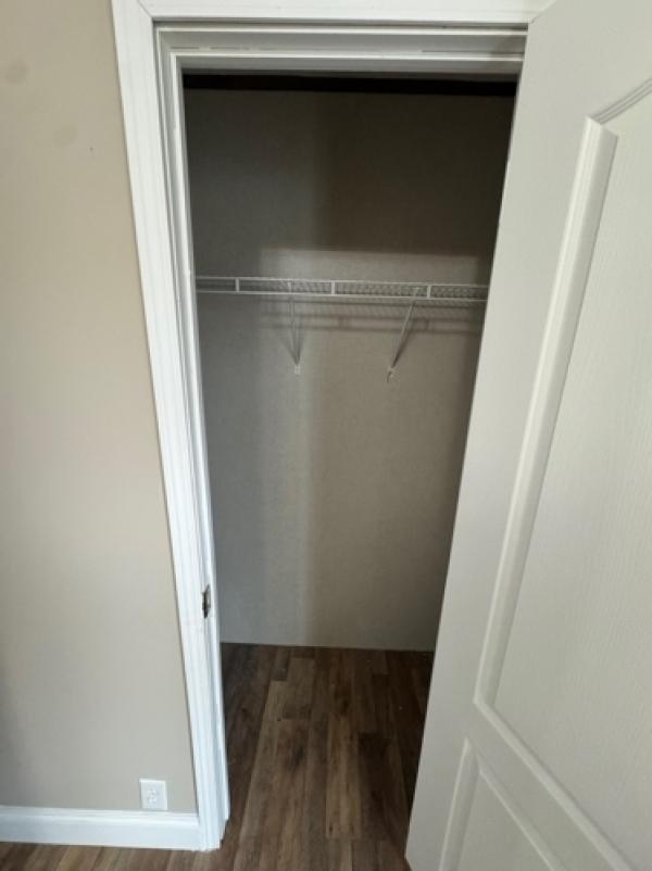 2021 THE BREEZ Manufactured Home