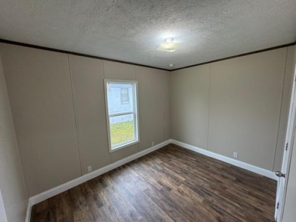 2021 THE BREEZ Manufactured Home