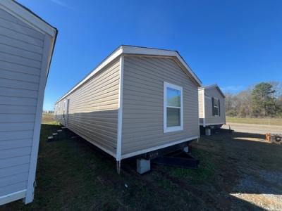 Mobile Home at 16071 Old Greensboro Road Moundville, AL 35474