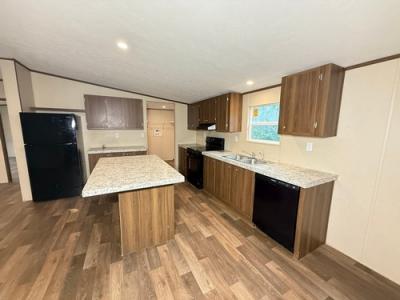 Photo 4 of 14 of home located at 15743 Us-59 Splendora, TX 77372