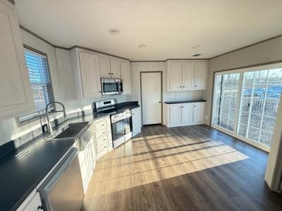 Photo 3 of 12 of home located at 874 Road 5914-05 Cleveland, TX 77327