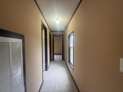 Photo 3 of 14 of home located at 1708 Swamp Rd Carthage, MS 39051