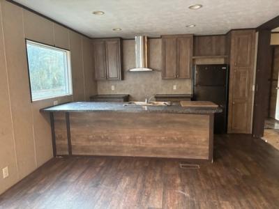 Photo 2 of 20 of home located at 940 E Bullard Ave Foley, AL 36535