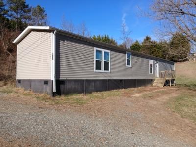 Mobile Home at 100 Sprouse Town Rd Weaverville, NC 28787