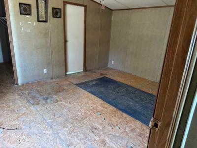 Photo 2 of 6 of home located at 250 County Road 2231 Center, TX 75935