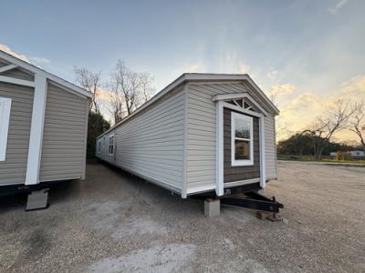 Mobile Home at 13653 Airline Highway Gonzales, LA 70737
