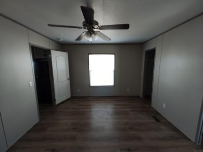 Photo 3 of 6 of home located at 6100 E Rancier Ave Lot 329 Killeen, TX 76543