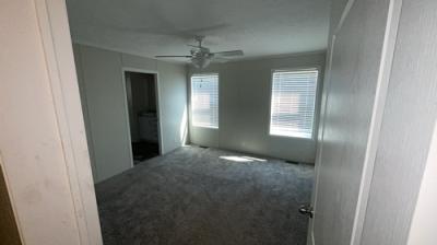 Photo 4 of 11 of home located at 914 Il 15 Sims, IL 62886