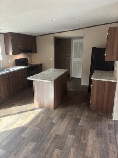 Photo 4 of 13 of home located at 70 Anniston Beach Rd Anniston, AL 36206