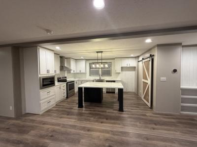 Photo 4 of 20 of home located at 5007 State Route 1155 Rumsey, KY 42371