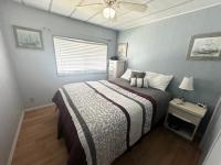 1978 Hillcrest Manufactured Home