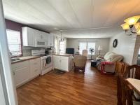 1978 Hillcrest Manufactured Home