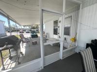 1978 Hillcrest Manufactured Home