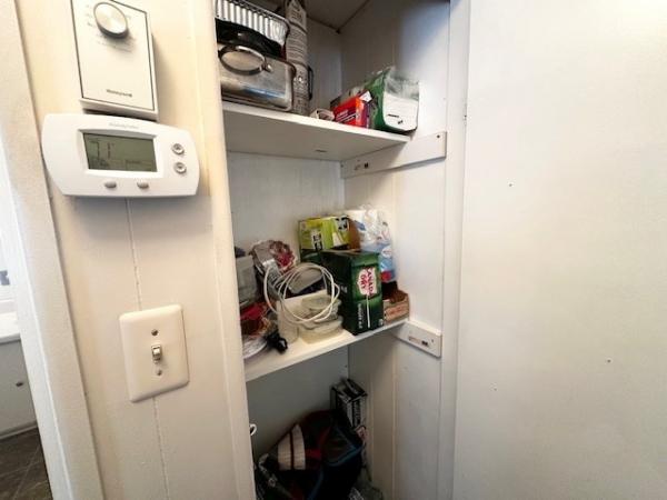 1978 Hillcrest Manufactured Home