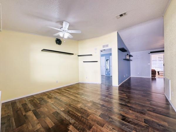 1998 Sunc Twin Mobile Home