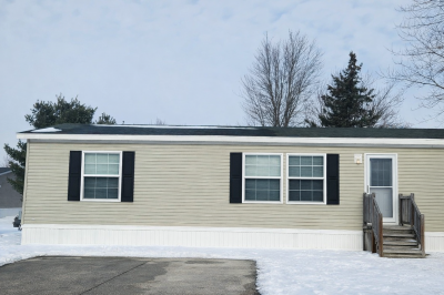 Mobile Home at 279 Harrison Dr Davison, MI 48423