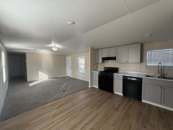 2007 Clayton Homes Inc Mobile Home For Sale