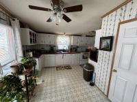 1995 Oakwood Mobile Home