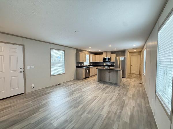 2025 Clayton-Wakarusa Mobile Home