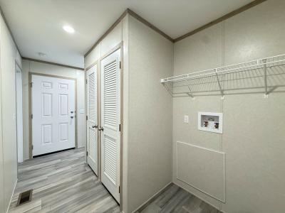 Photo 5 of 19 of home located at 29773 W. Deerfield Court #124 Chesterfield, MI 48051