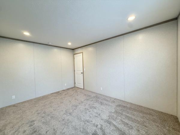 2025 Clayton-Wakarusa Mobile Home