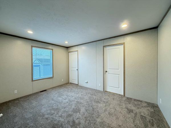 2025 Clayton-Wakarusa Mobile Home