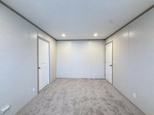 2025 Clayton-Wakarusa Mobile Home