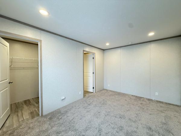 2025 Clayton-Wakarusa Mobile Home