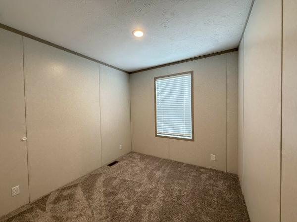 2025 Clayton-Wakarusa Mobile Home