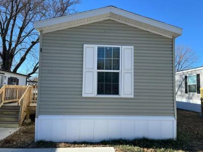 Photo 4 of 25 of home located at 1915 SW 12th #128 Lincoln, NE 68522