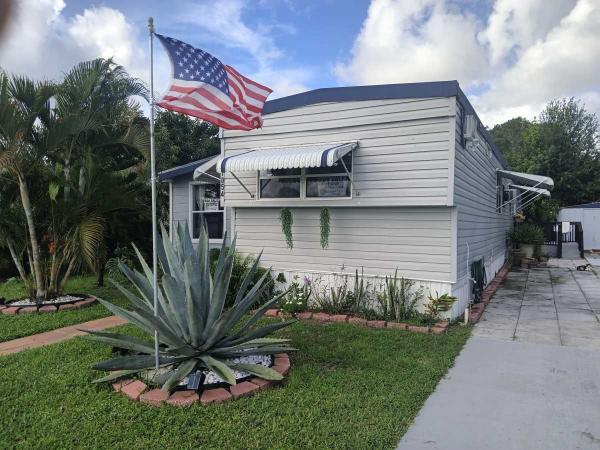 1976  Mobile Home For Sale