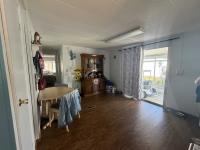 1980 Twin HS Mobile Home