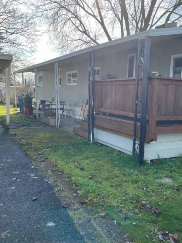 1975 GIBRL Mobile Home For Sale