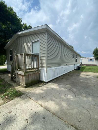 Photo 2 of 13 of home located at 2075 Mcdivitt Ct #174 Milford, MI 48381