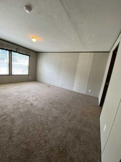 Photo 6 of 13 of home located at 2075 Mcdivitt Ct #174 Milford, MI 48381