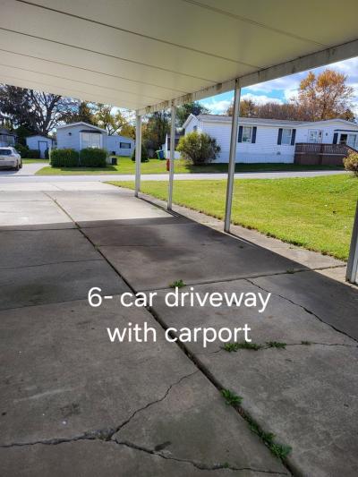 Photo 3 of 5 of home located at 4215 Deems St. #475 Milford, MI 48381