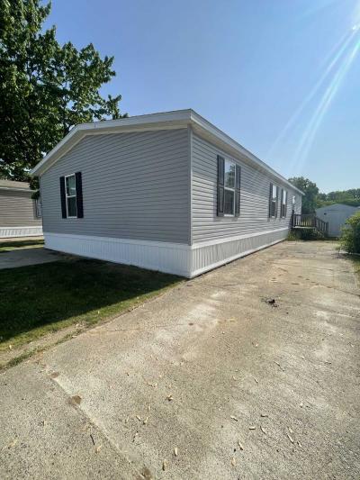 Mobile Home at 2044 Mcdivitt Ct #160 Milford, MI 48381