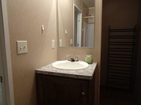 2018 Clayton Homes BSP14663R Mobile Home