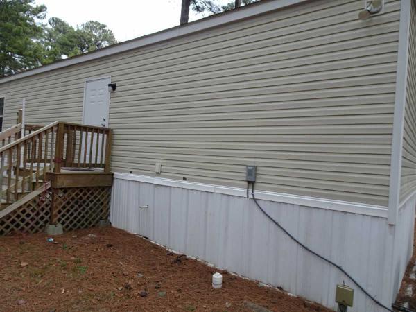 2018 Clayton Homes BSP14663R Mobile Home