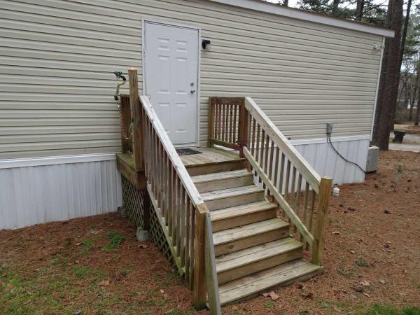 2018 Clayton Homes BSP14663R Mobile Home