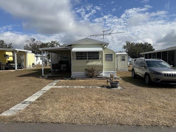 Photo 1 of 2 of home located at 17031 Us-301 S. Lot 32 Dade City, FL 33523