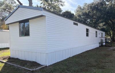 Photo 2 of 3 of home located at 2816 NE 54th Street Lot Pe-171 Gainesville, FL 32609