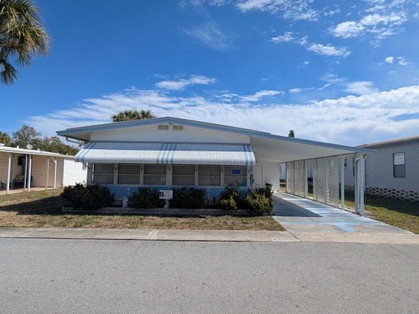 Photo 1 of 2 of home located at 601 Starkey Rd., Lot 108 Largo, FL 33771