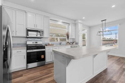 Photo 5 of 10 of home located at 3424 W Washington Ave Santa Ana, CA 92703