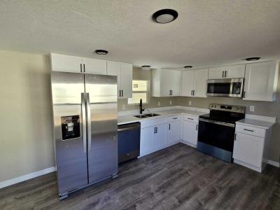 Photo 2 of 8 of home located at 101 Oakhill Ridge Rd Valrico, FL 33594