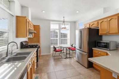 Photo 3 of 8 of home located at 1220 Tasman Dr. #508 Sunnyvale, CA 94089