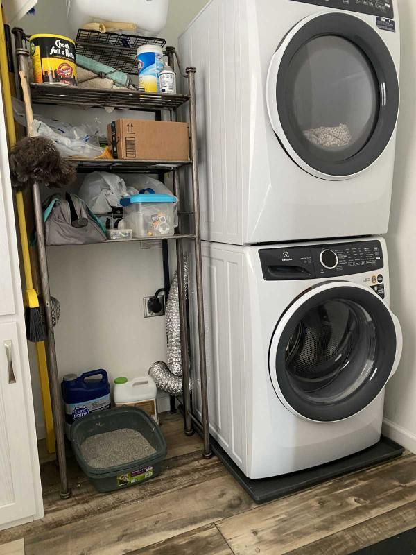 2023 Commadore Mobile Home