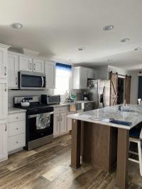 2023 Commadore Mobile Home